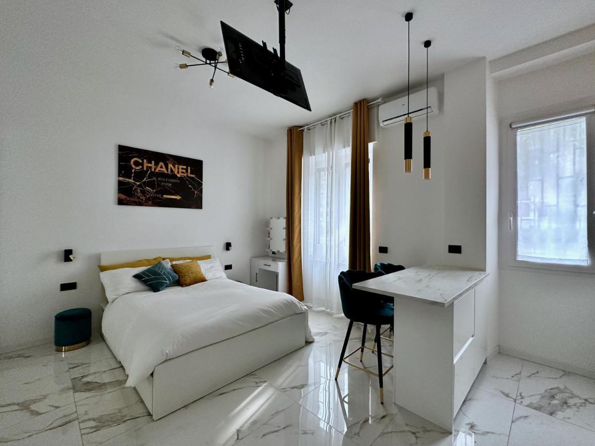 Maison Chanel Милан Экстерьер фото
